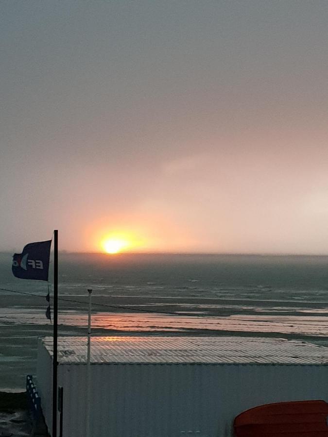 La Vue Sur Mer - Appart Avec Place De Parking ブローニュ・シュル・メール エクステリア 写真