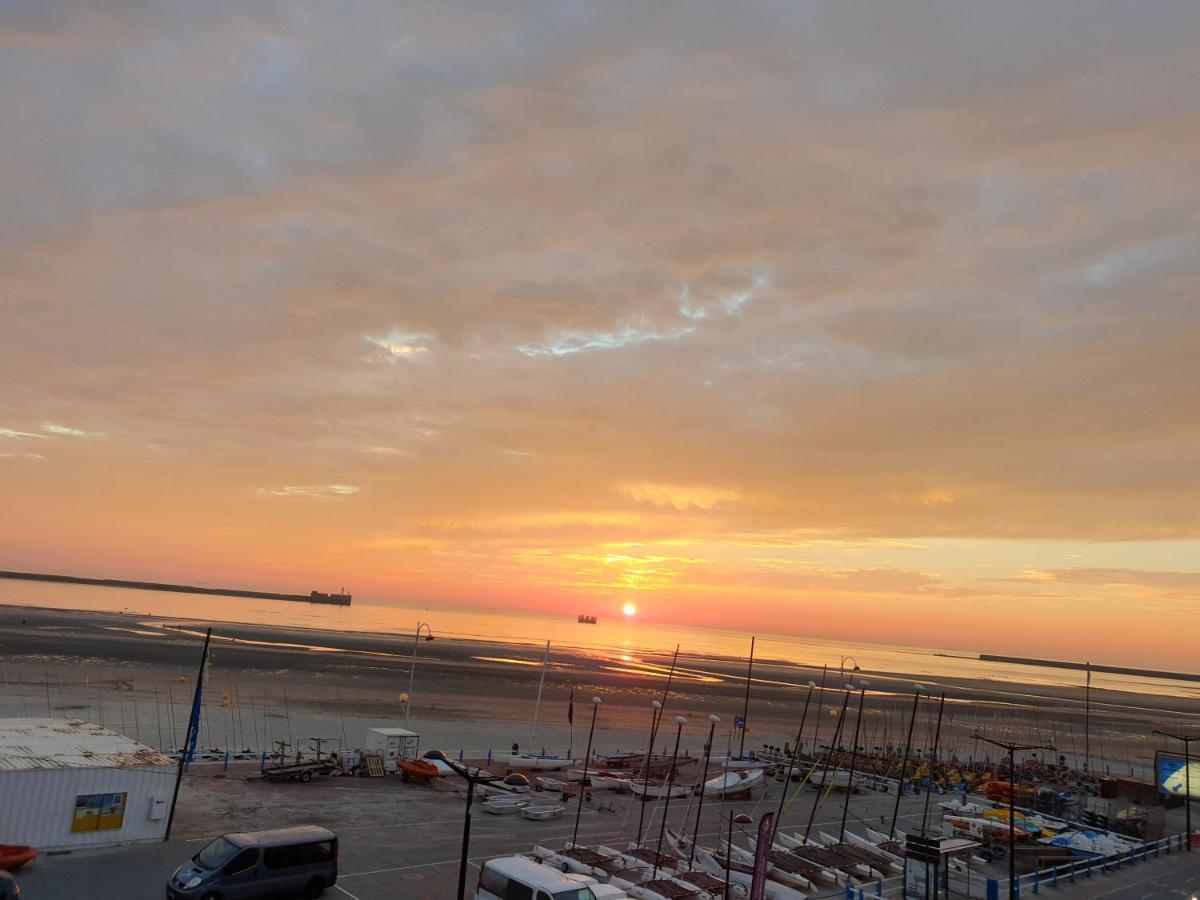 La Vue Sur Mer - Appart Avec Place De Parking ブローニュ・シュル・メール エクステリア 写真
